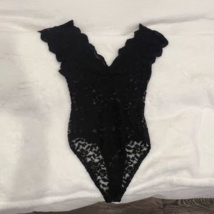 Zara lace sheer v neck bodysuit